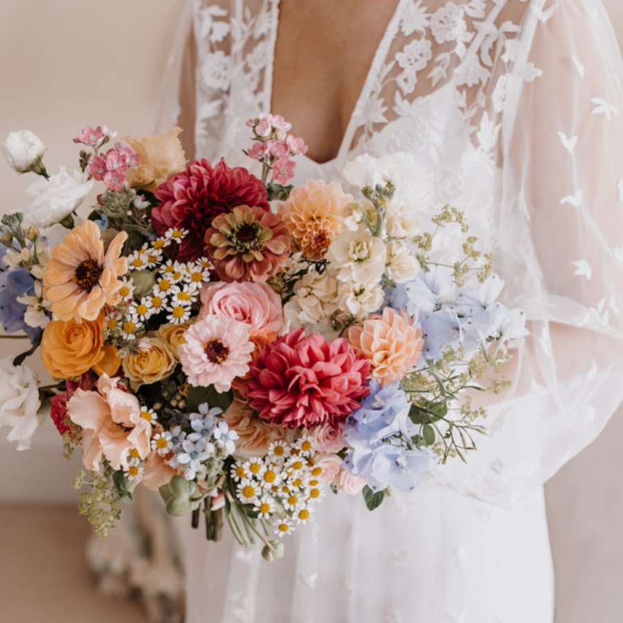 Bellissima ispirazione di bouquet da sposa per il 2025