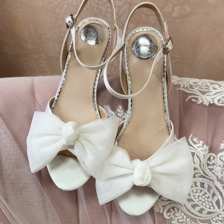 Chaussures de mariée avec nœuds