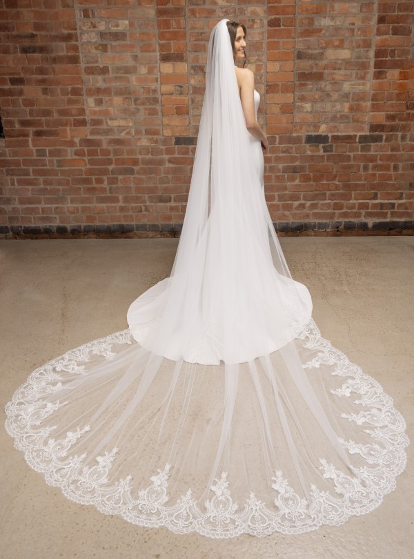 Perfect Bridal Ivory Single Tier Cathedral Veil with Lace Train