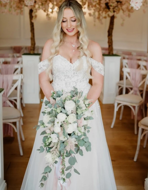 Real Bride Shoni