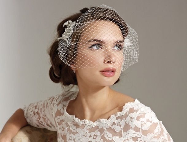 Effortless Style For 50s Brides