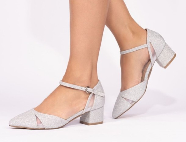 Scarpe da prom con tacco basso eleganti e chic