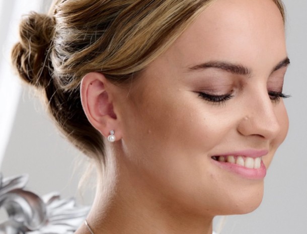 Beautiful Stud Earrings for Brides & Bridesmaids