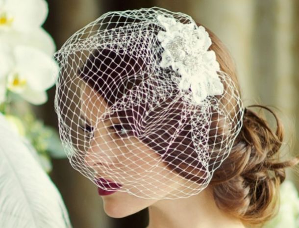 Vom Vintage-Stil inspirierte Brautschleier