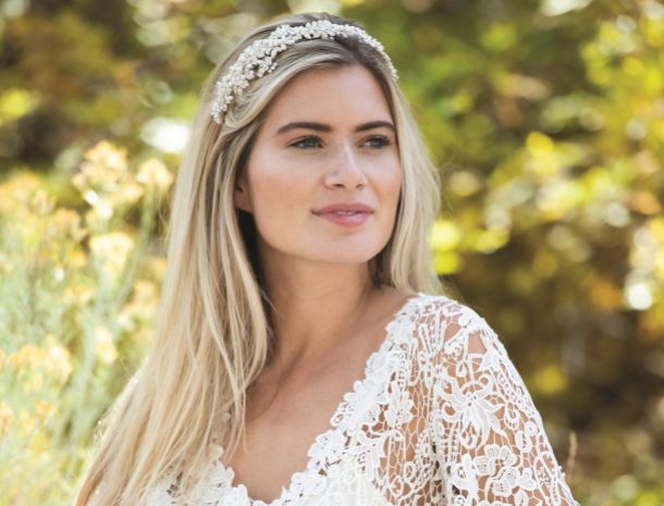 Fall in Love with Our Wedding Side Tiaras