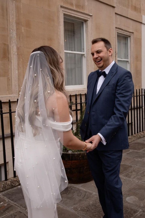 Photo of Perfect Bridal Ivory Single Tier Short Scattered Pearl Veil uploaded by J on 6th August 2024