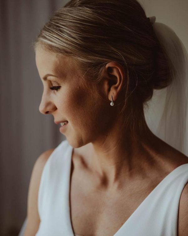 Photo of Chloe Silver Dainty Pearl Drop Wedding Earrings uploaded by L on 23rd August 2022