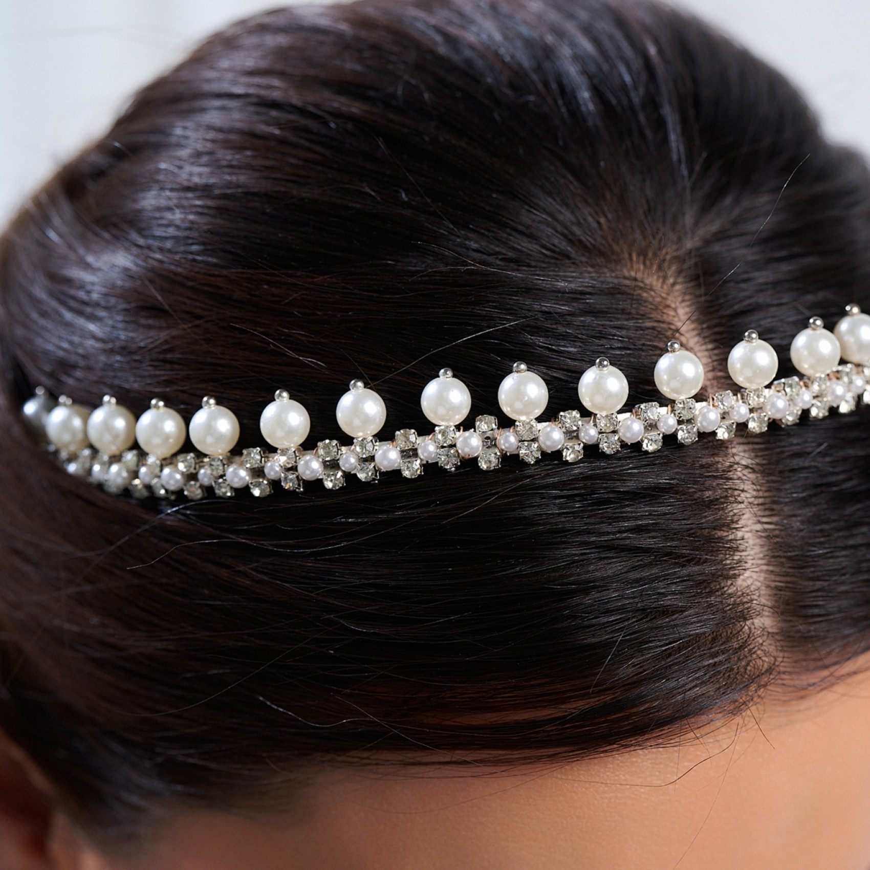 Albany Vintage Low Pearl and Crystal Bridal Tiara