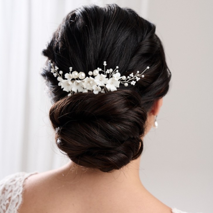 Anemone Ivory Porcelain Flowers and Pearl Wedding Hair Comb (Silver)