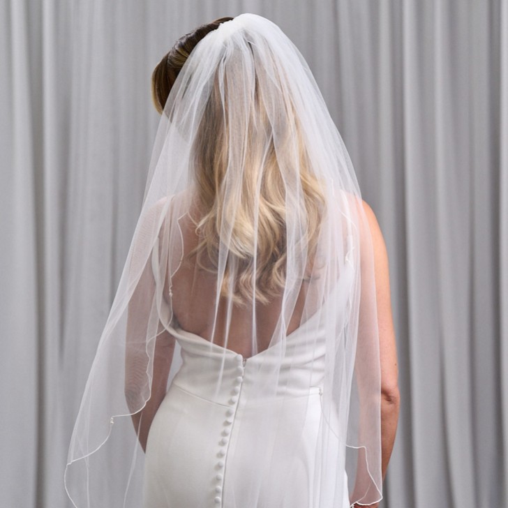 Baltimore Ivory Single Tier Scalloped Edge Veil with Pearl Drops