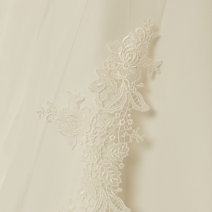Bianco Single Tier Cut Edge Waist Length Veil with Floral Lace S238