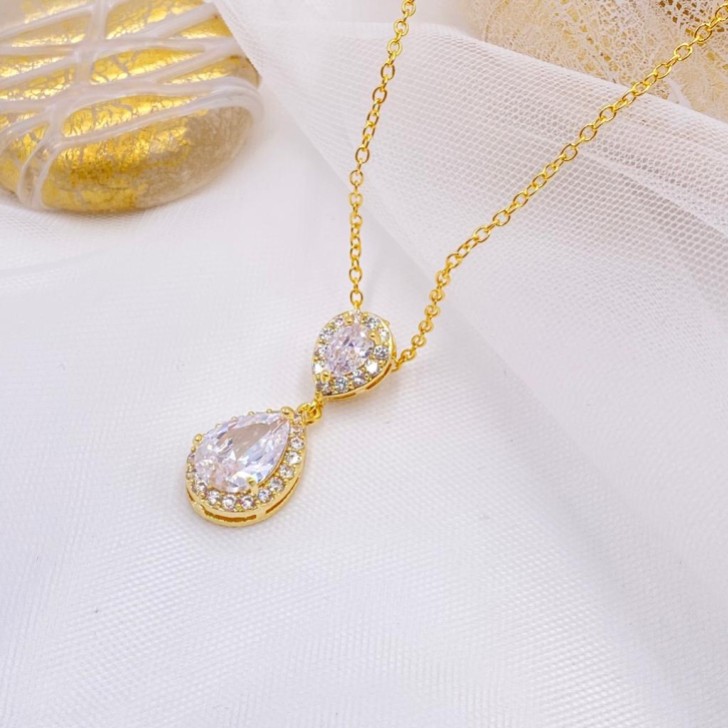 Celeste Crystal Embellished Pendant Necklace (Gold)