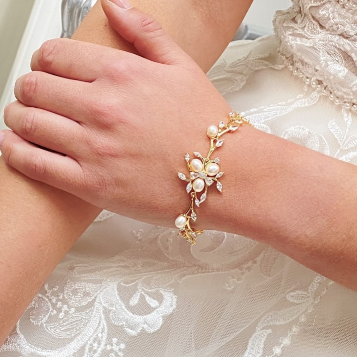 Lola Freshwater Pearl and Crystal Leaves Wedding Bracelet (Gold)