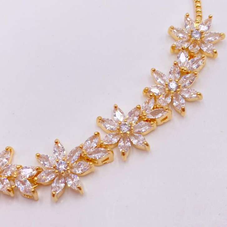 Daisy Gold Floral Crystal Adjustable Bracelet