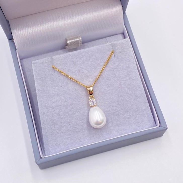 Dolci Gold Teardrop Pearl Pendant Necklace