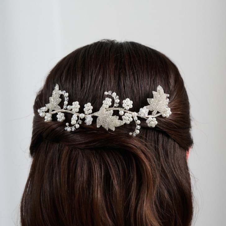 Elouise Perlen Blätter und Elfenbein Perle Vintage inspiriert Haar Rebe