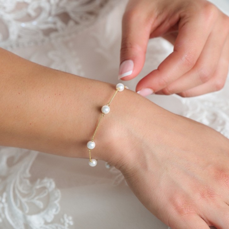 Evie Gold Zierliche Perlenkette Armband
