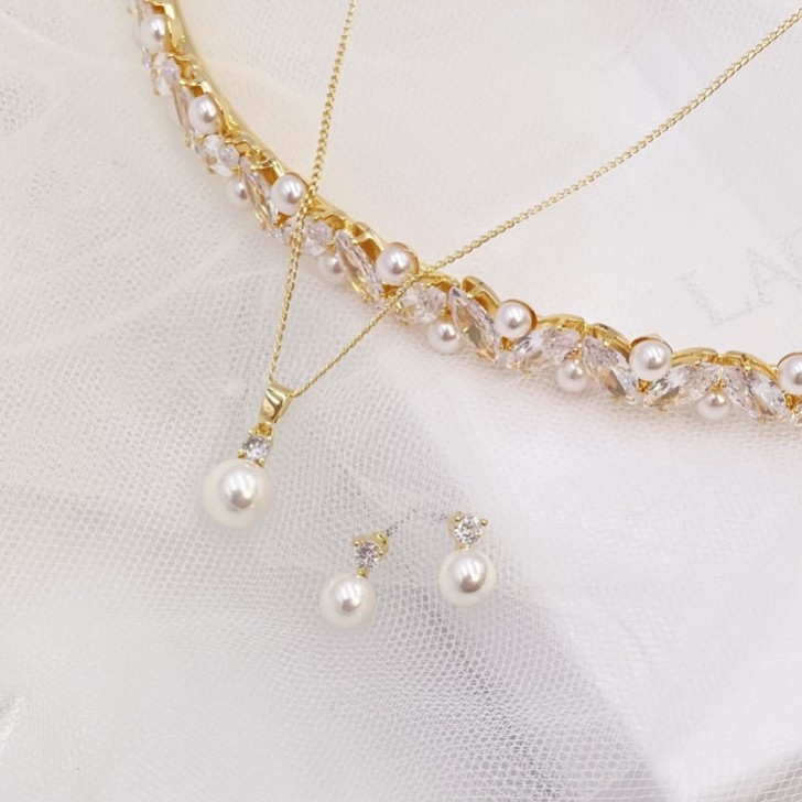 Evie Gold Dainty Pearl Stud Earring and Pendant Jewelry Set