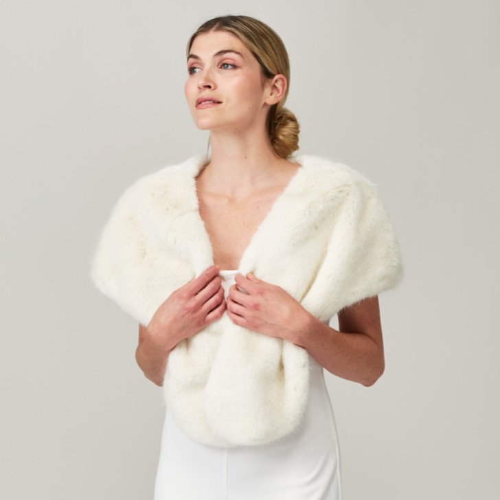 Helen Moore Ivory Vintage Faux Fur Bridal Shawl