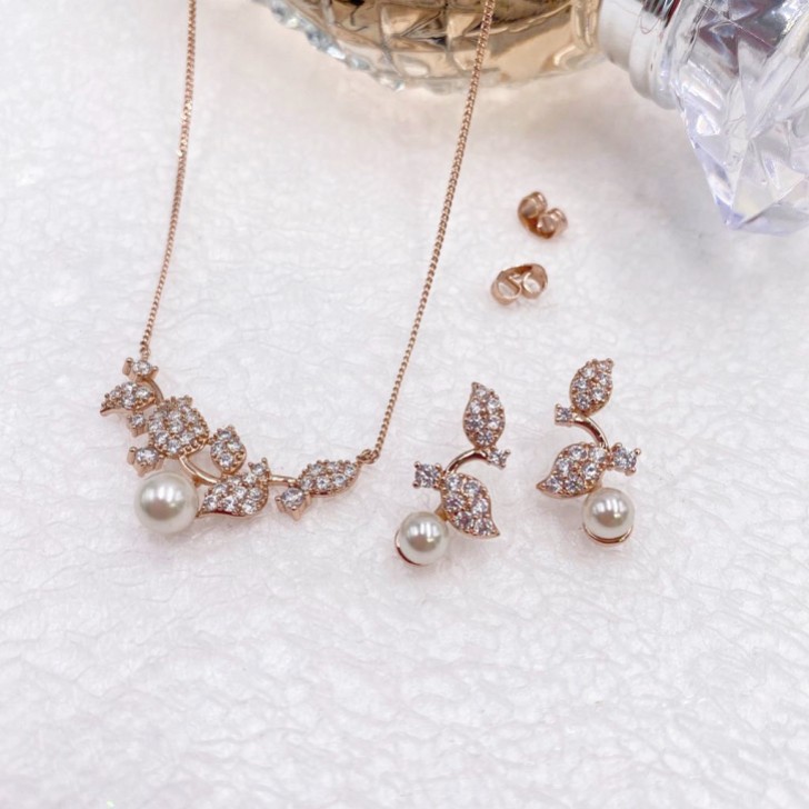 Ivory and Co Aphrodite Rose Gold Bridal Jewelry Set