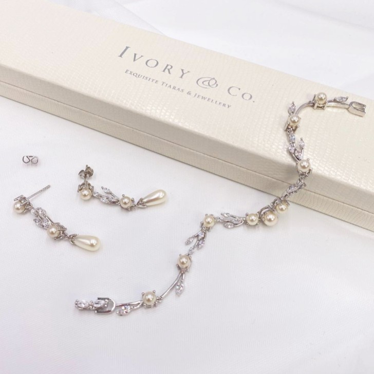 Ivory and Co Belgravia Pearl and Crystal Wedding Bracelet