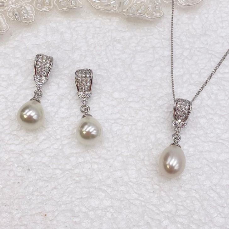 Ivory and Co Serrano Pearl Bridal Jewelry Set
