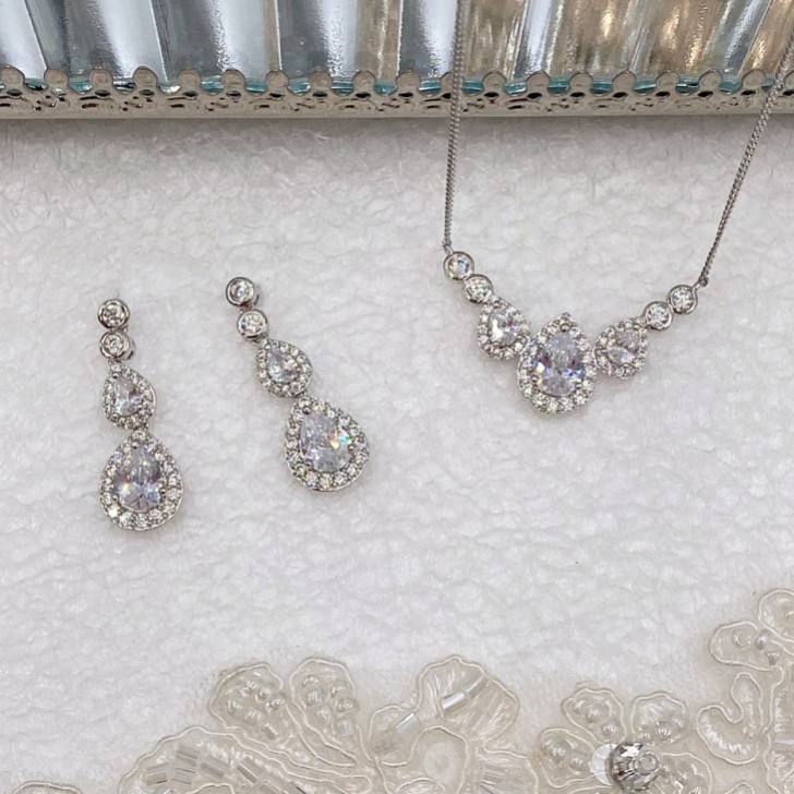 Ivory and Co Sorbonne Silver Bridal Jewellery Set