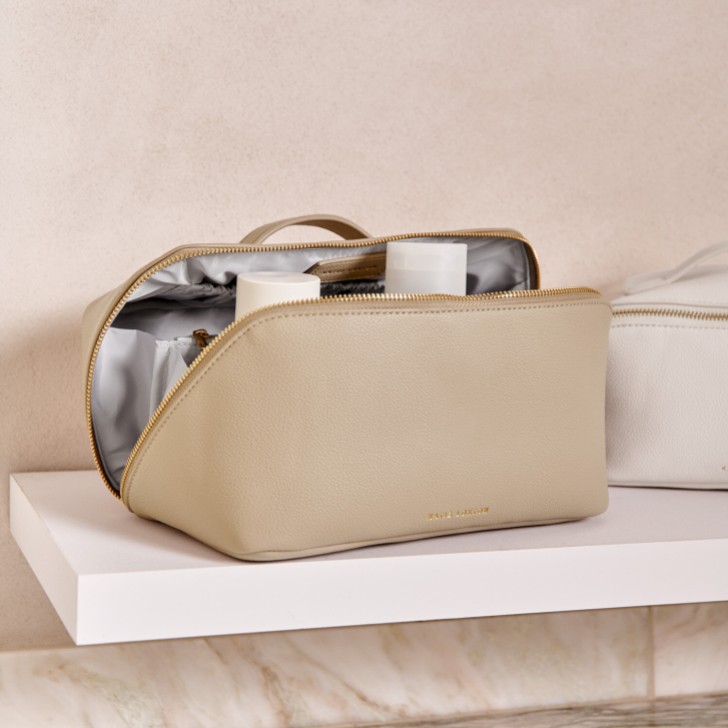 Katie Loxton Borsa grande per il trucco e il lavaggio color taupe chiaro