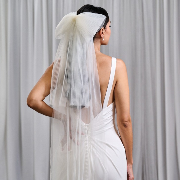 Mayfair Ivory Plisse Tulle Bow Veil