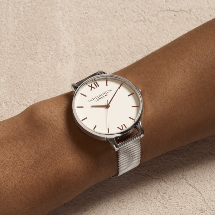 Olivia Burton Montre Classic 38 mm en maille blanche et argentée