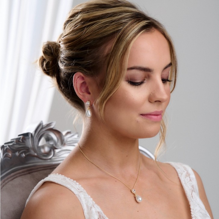 Paloma Gold Teardrop Pearl Bridal Jewelry Set