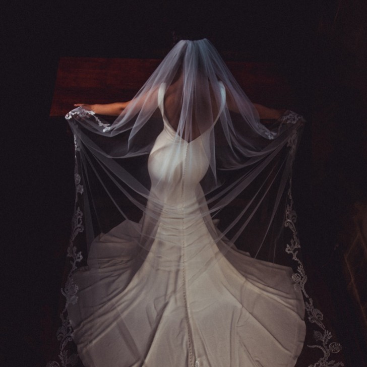 Perfect Bridal Ivory Single Tier Ornate Lace Chapel Veil
