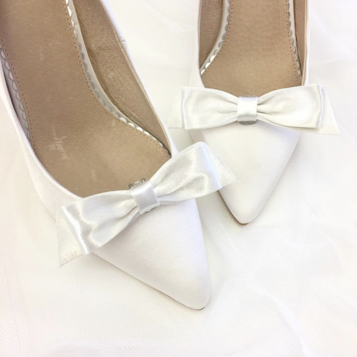 Perfect Bridal Rowan Dyeable Ivory Satin Bow Shoe Clips