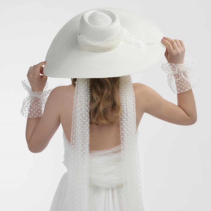 Poppy Ivory Vintage Bridal Hat with Polka Dot Veil