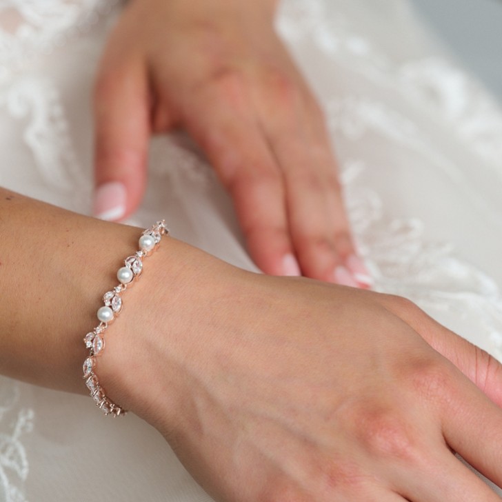 Tamara Rose Gold Cubic Zirkonia und Perle Hochzeitsarmband