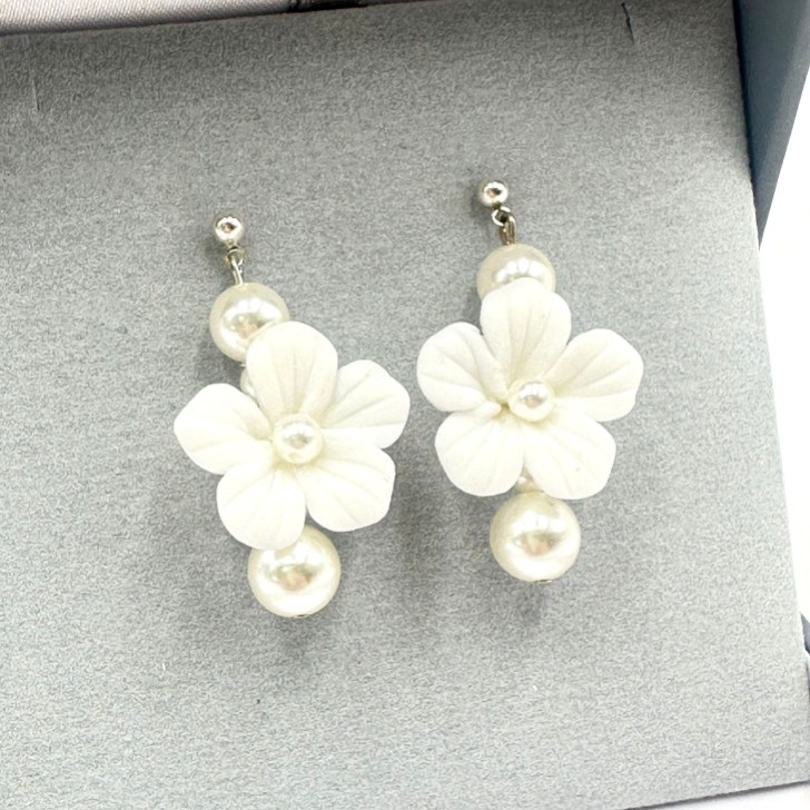 Trixie Ivory Ceramic Flower and Pearl Drop Earrings