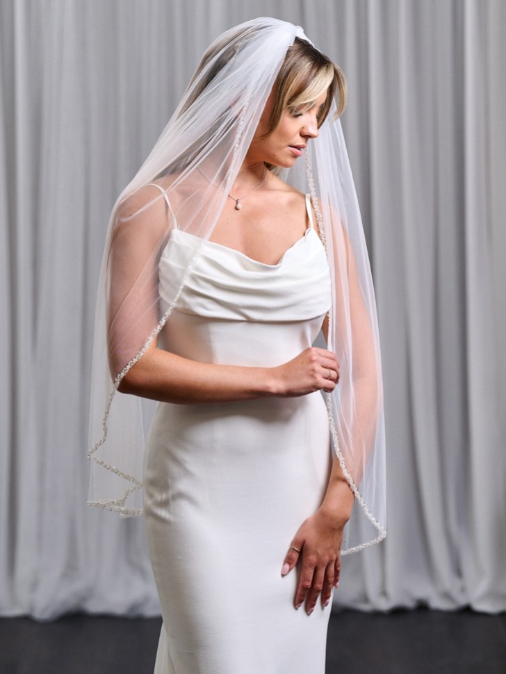 Avondale Single Tier Bridal Veil with Pearl, Bead and Crystal Edge