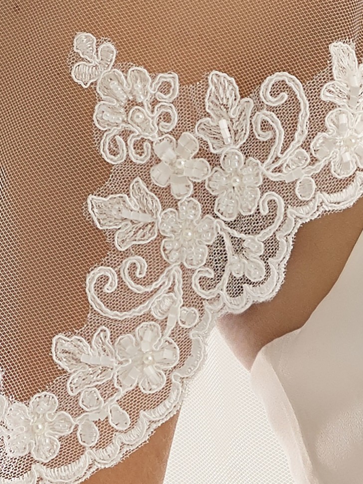 Bianco Two Tier Delicate Beaded Lace Edge Chapel Veil S164