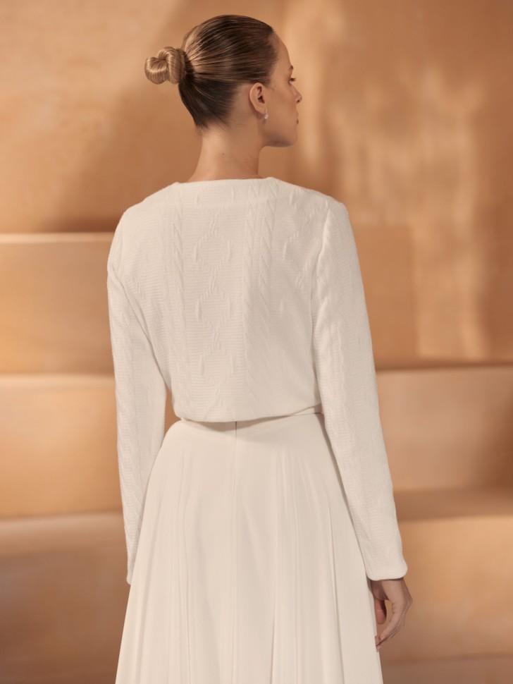Bianco Ivory Knitted Long Sleeve Bridal Cardigan E437