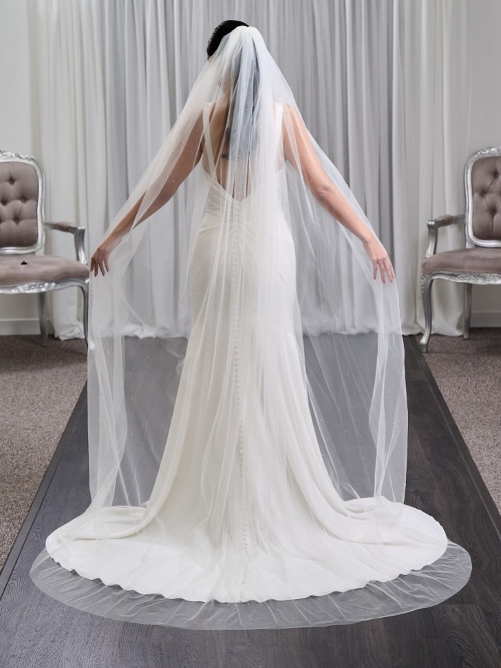 Chelsea Single Tier Italian Tulle Scattered Pearl Veil