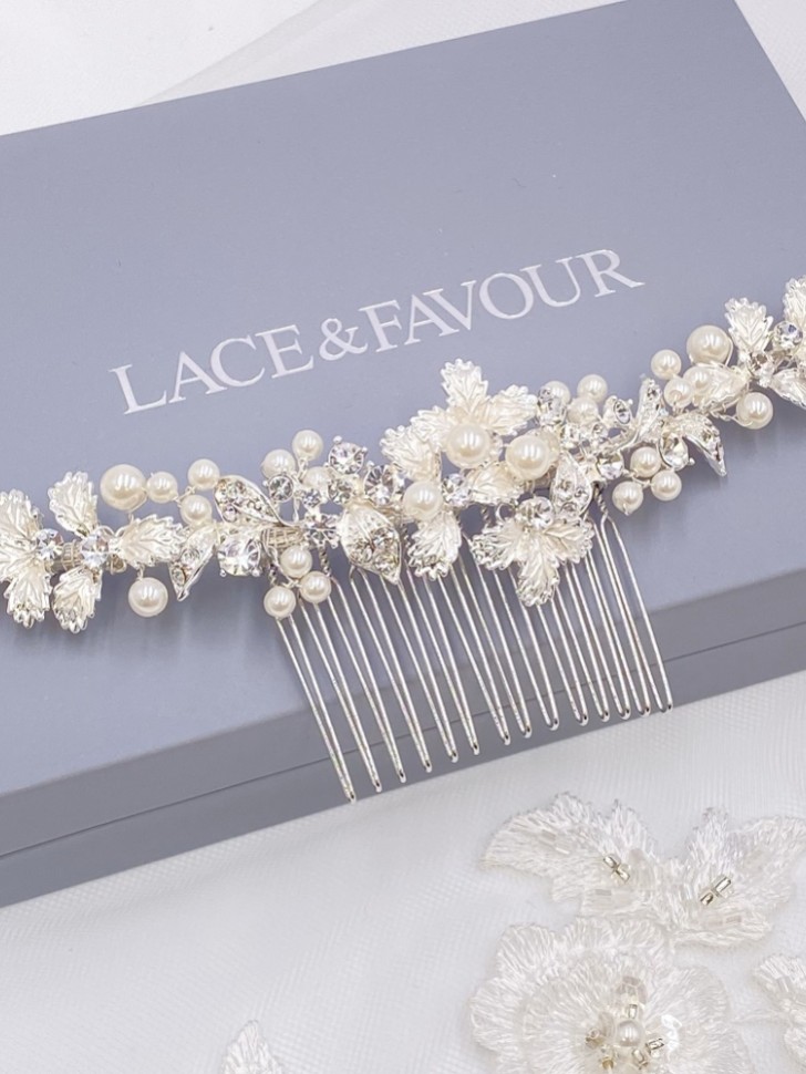 Ellis Dainty Silver Leaves and Pearl Hair Comb