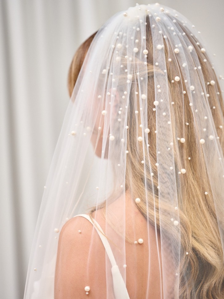 San Diego Ivory Single Tier Pearl Embellished Long Veil