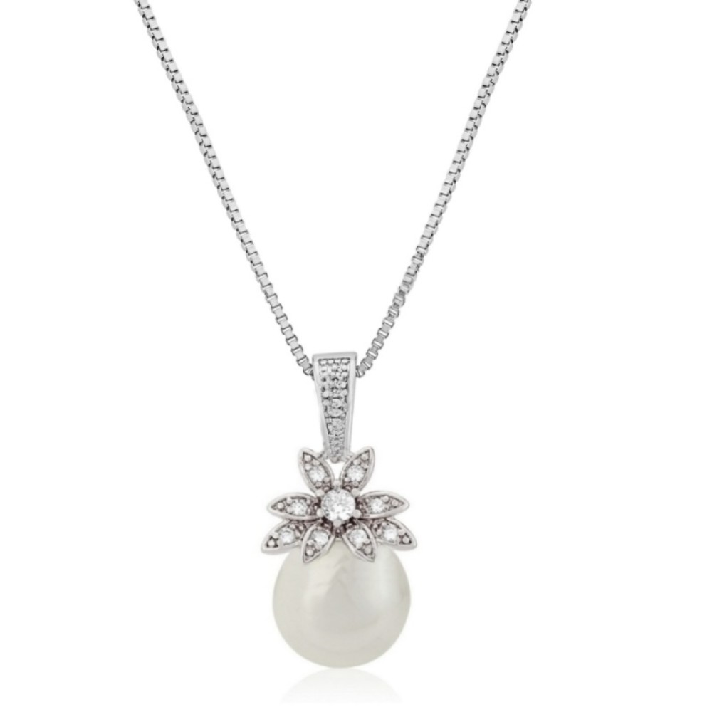 Photograph: Eleanor Vintage Inspired Crystal and Pearl Pendant Necklace