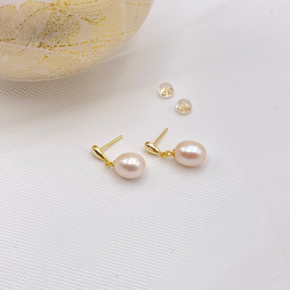 Photograph of Kalea Gold Classic Freshwater Pearl Drop Earrings