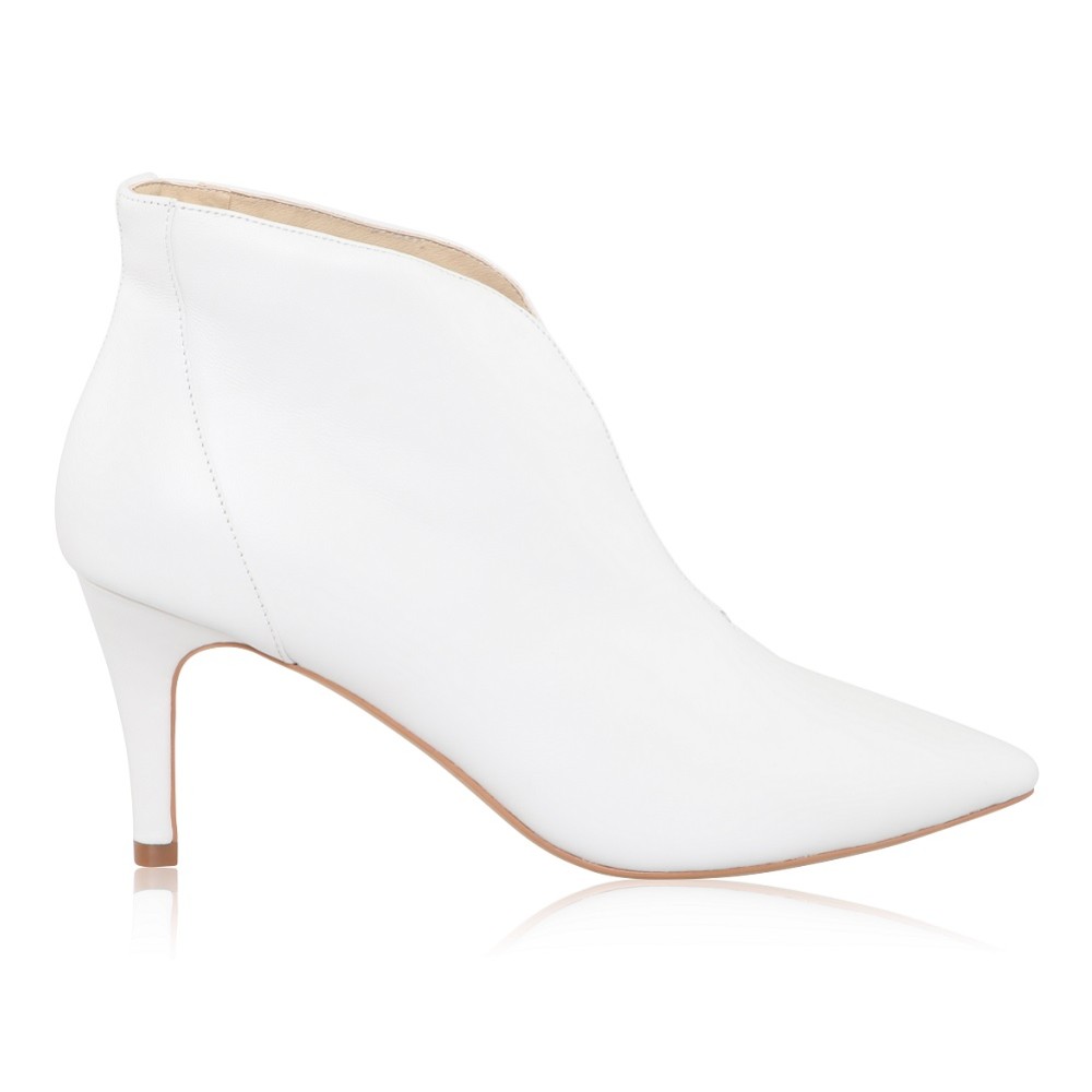 Photograph: Perfect Bridal Zara Ivory Leather Pointed Toe V Front Wedding Boots