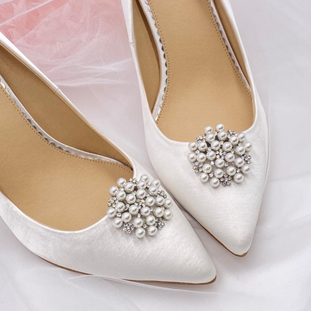 Photograph of Rivoli Pearl and Crystal Brooch Shoe Clips