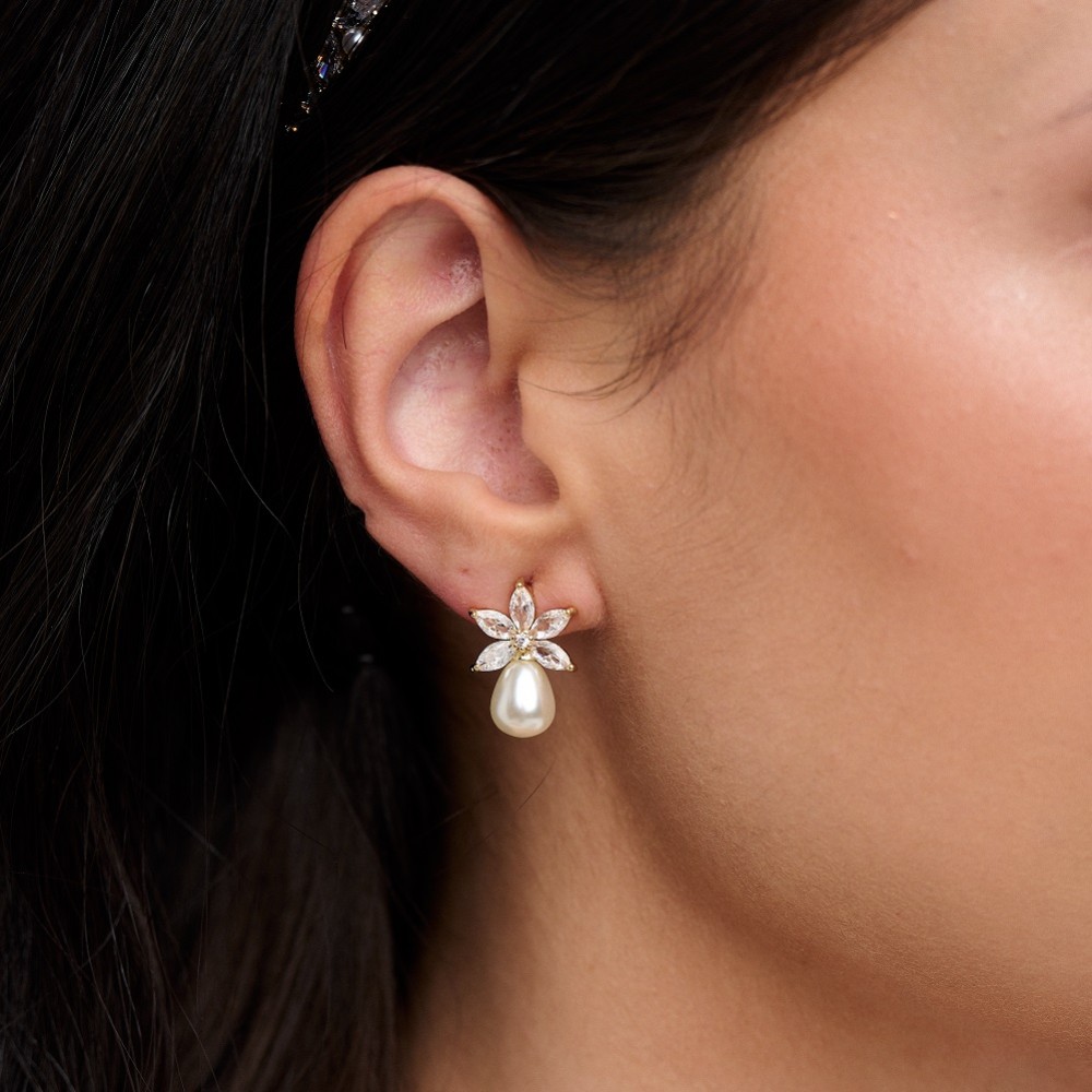 Sahara Gold Crystal Leaves and Teardrop Pearl Earrings