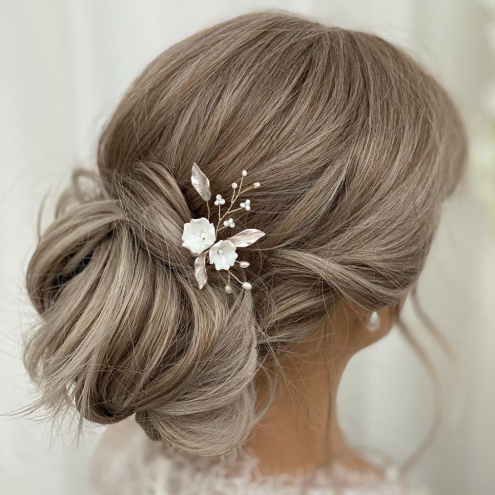 Photograph: Tulippa Porcelain Flowers and Champagne Gold Leaves Hair Pin