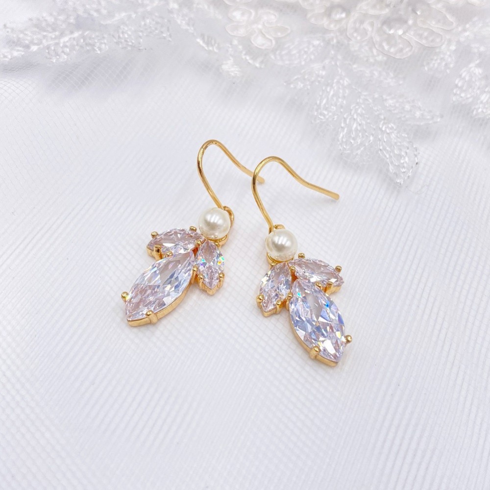 Photograph of Vermont Gold Pearl and Crystal Drop Earrings