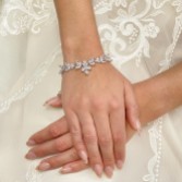 Photograph: Adelaide Bracelet en argent et cristal d'inspiration vintage